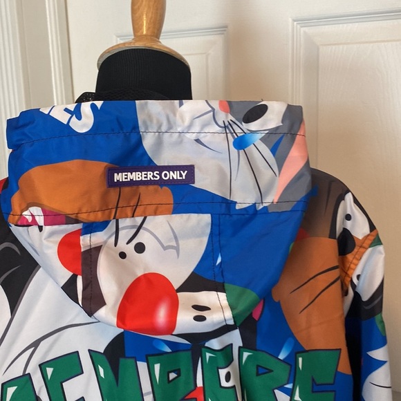 Members Only Looney Tunes Jacket Windbreaker sz L NWOT - Picture 4 of 9